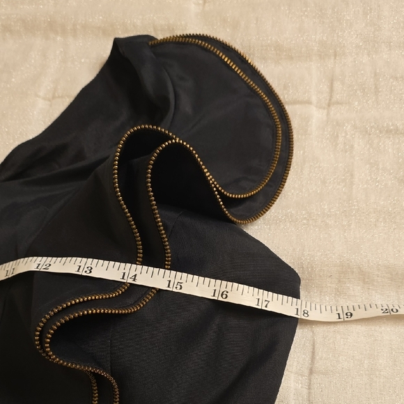 Cache Black One Shoulder Dress - Picture 12 of 15